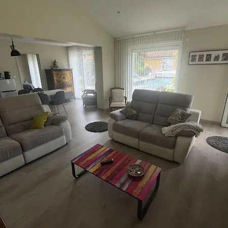 Maisonette Tout Confort Lägenhet *